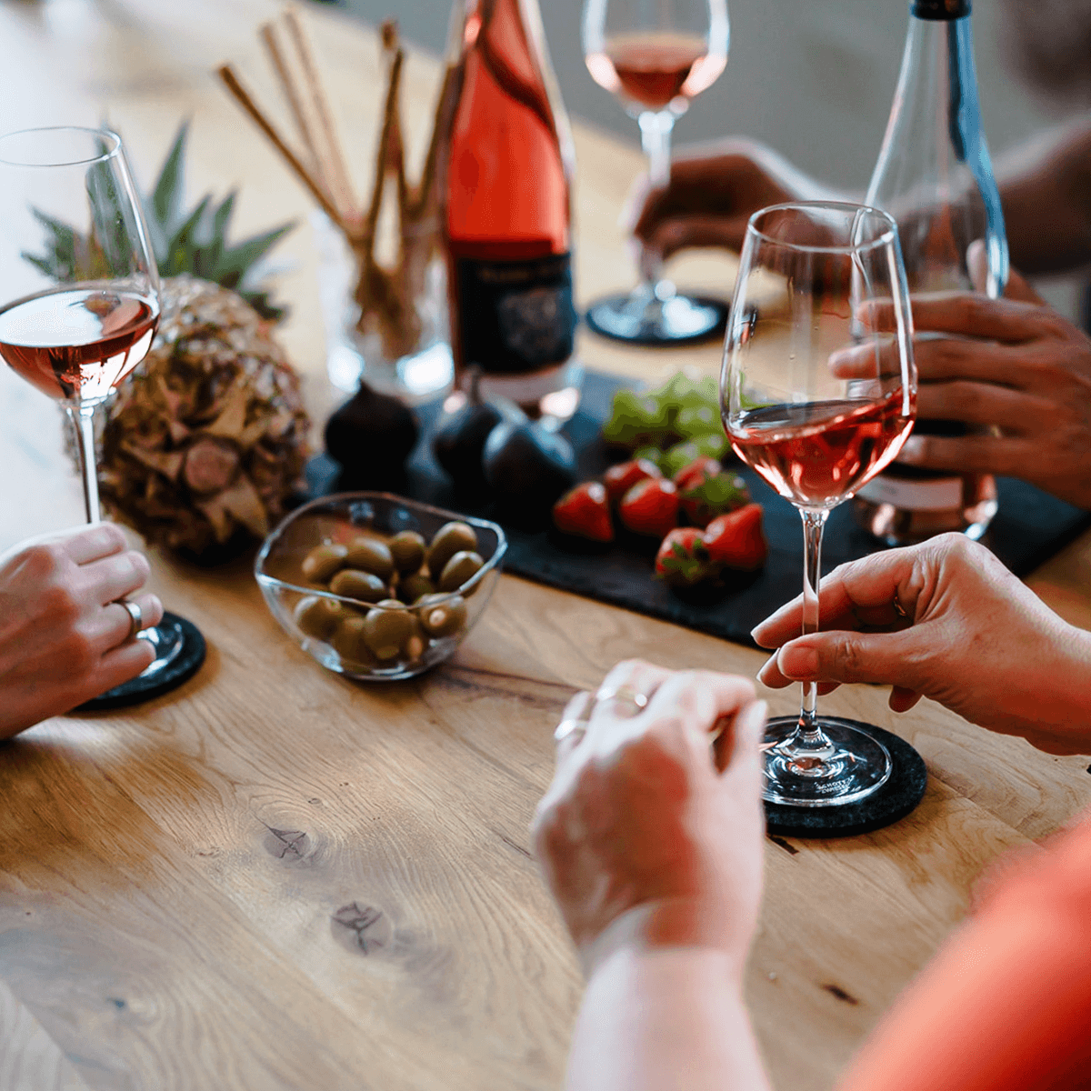 Rosé-Wein im Glas