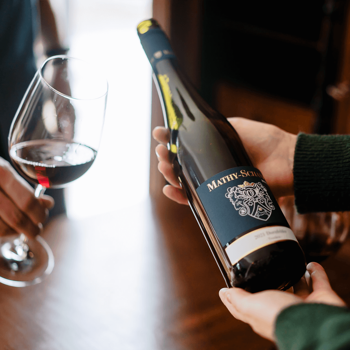 Rotwein probieren